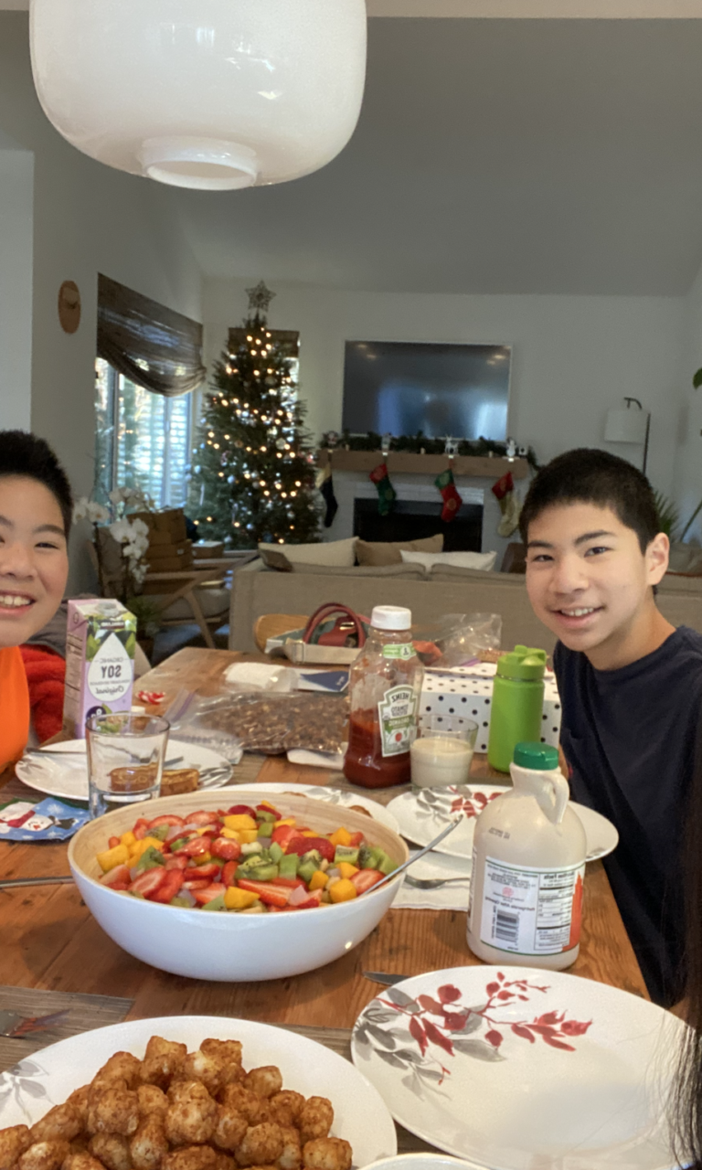 Iris Chen and her family having dinner